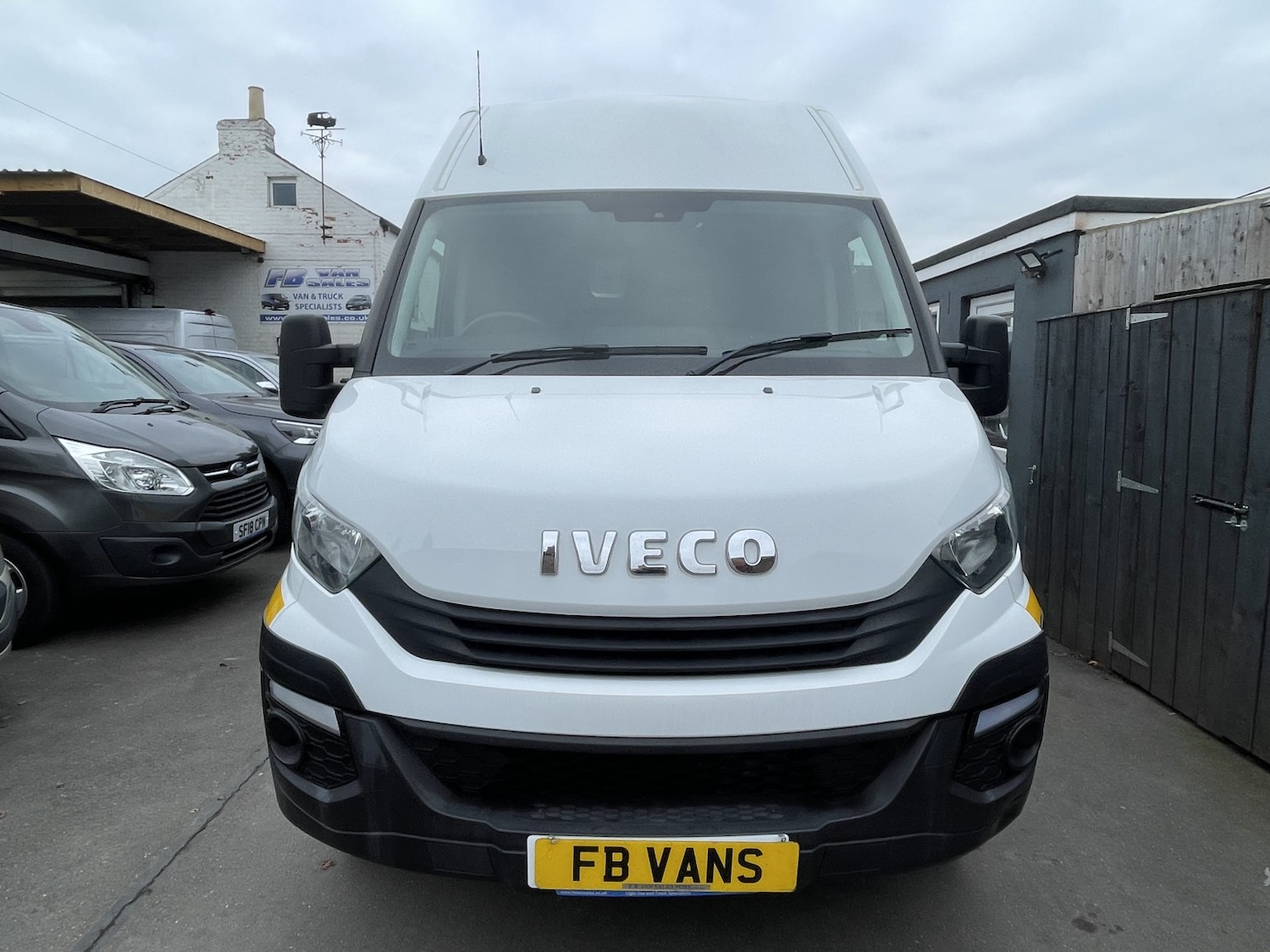 Used Iveco Daily 2018 for sale - 76324818: Photo 2