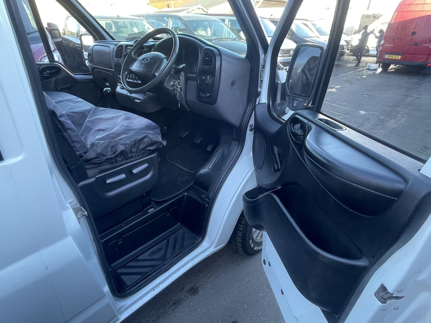 Used Ford Transit 2004 for sale - 77096891: Photo 10