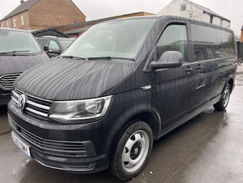 Used Volkswagen Transporter Shuttle 2017 for sale - 78176126: Photo