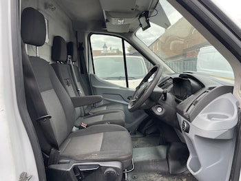 Used Ford Transit 2019 for sale - 76082732: Photo