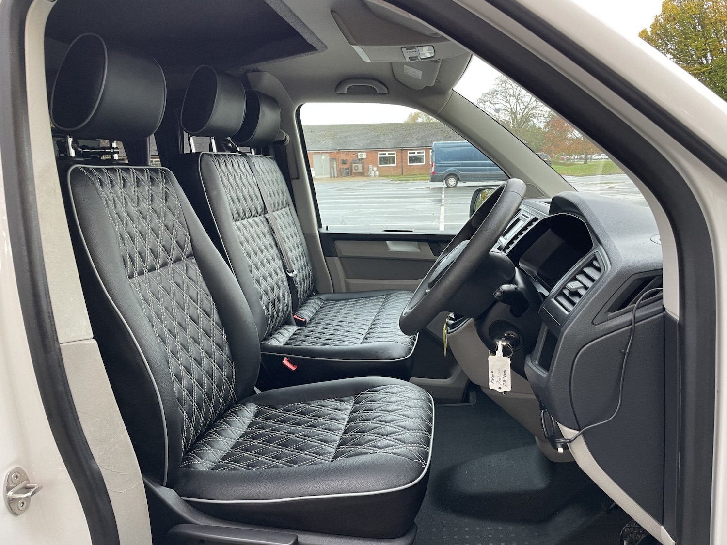 Used Volkswagen Transporter 2017 for sale - 76449359: Photo 10