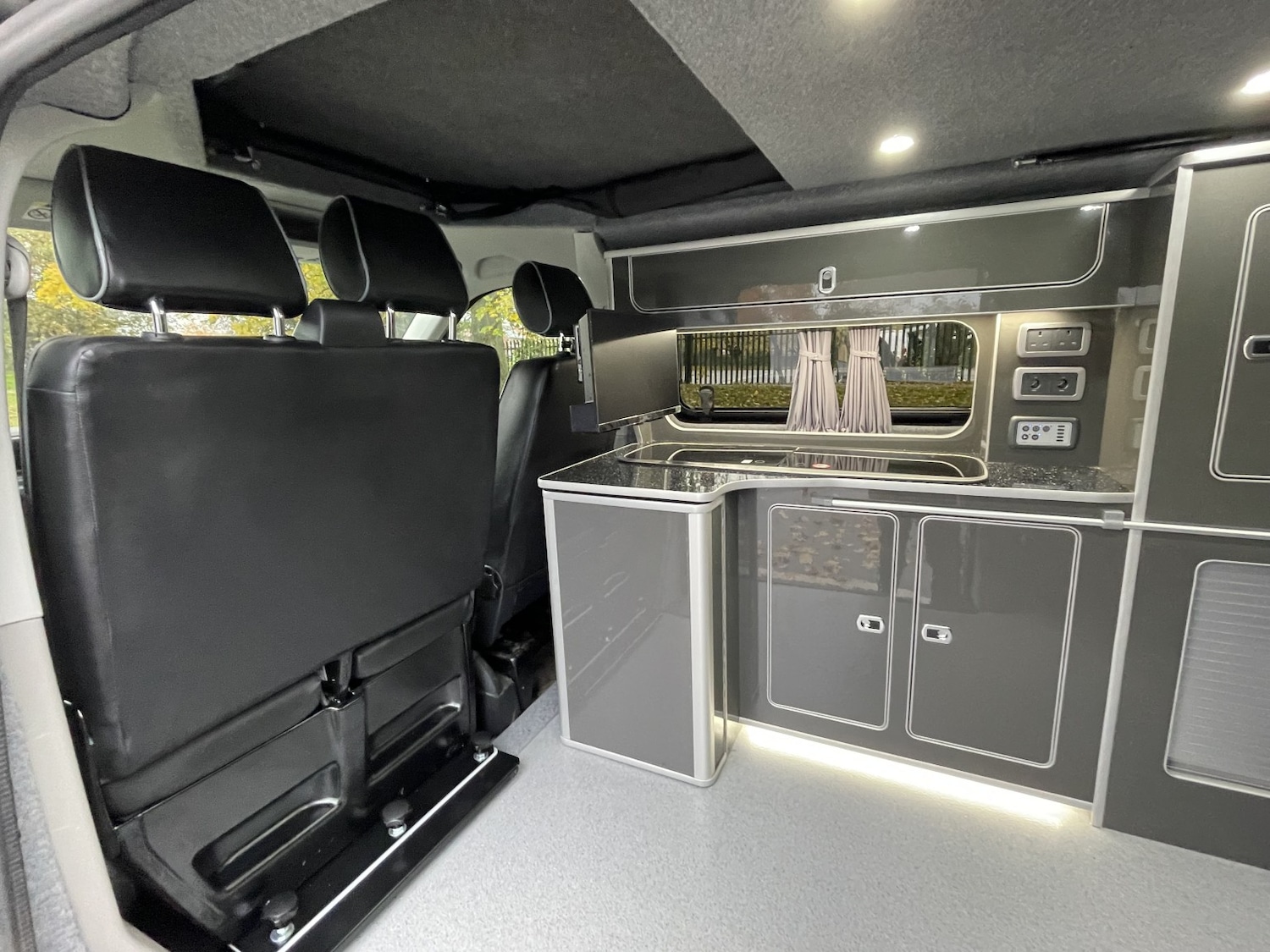 Used Volkswagen Transporter 2017 for sale - 76449359: Photo 15