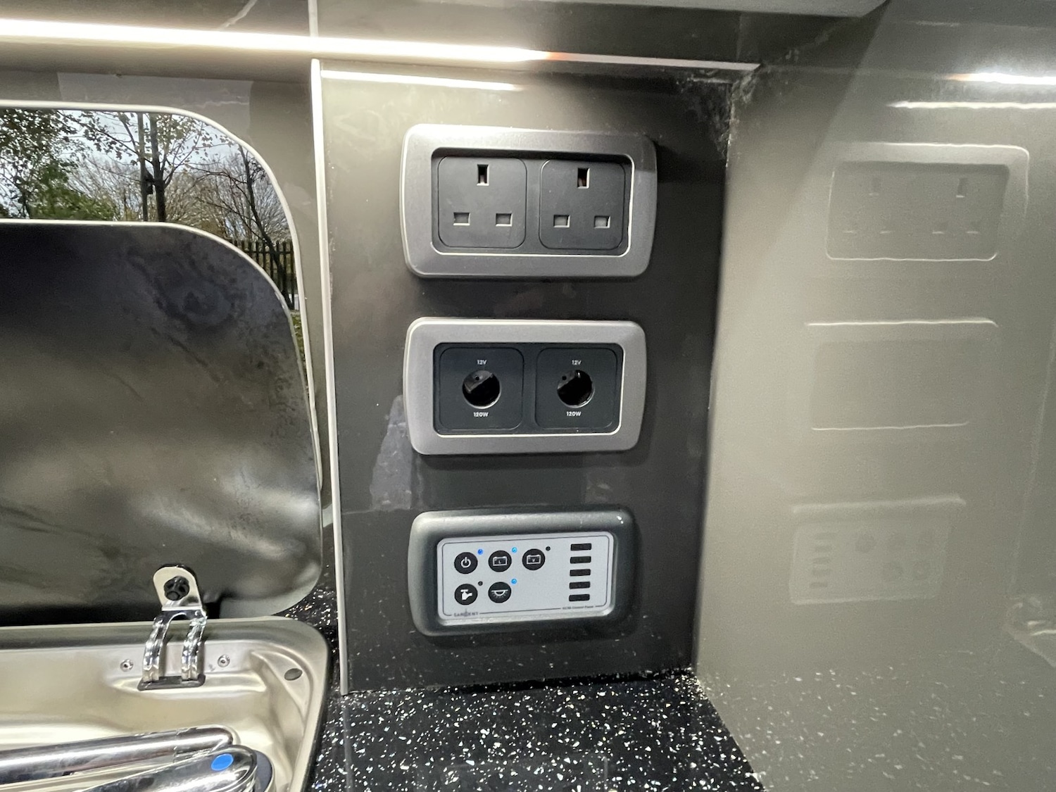 Used Volkswagen Transporter 2017 for sale - 76449359: Photo 17