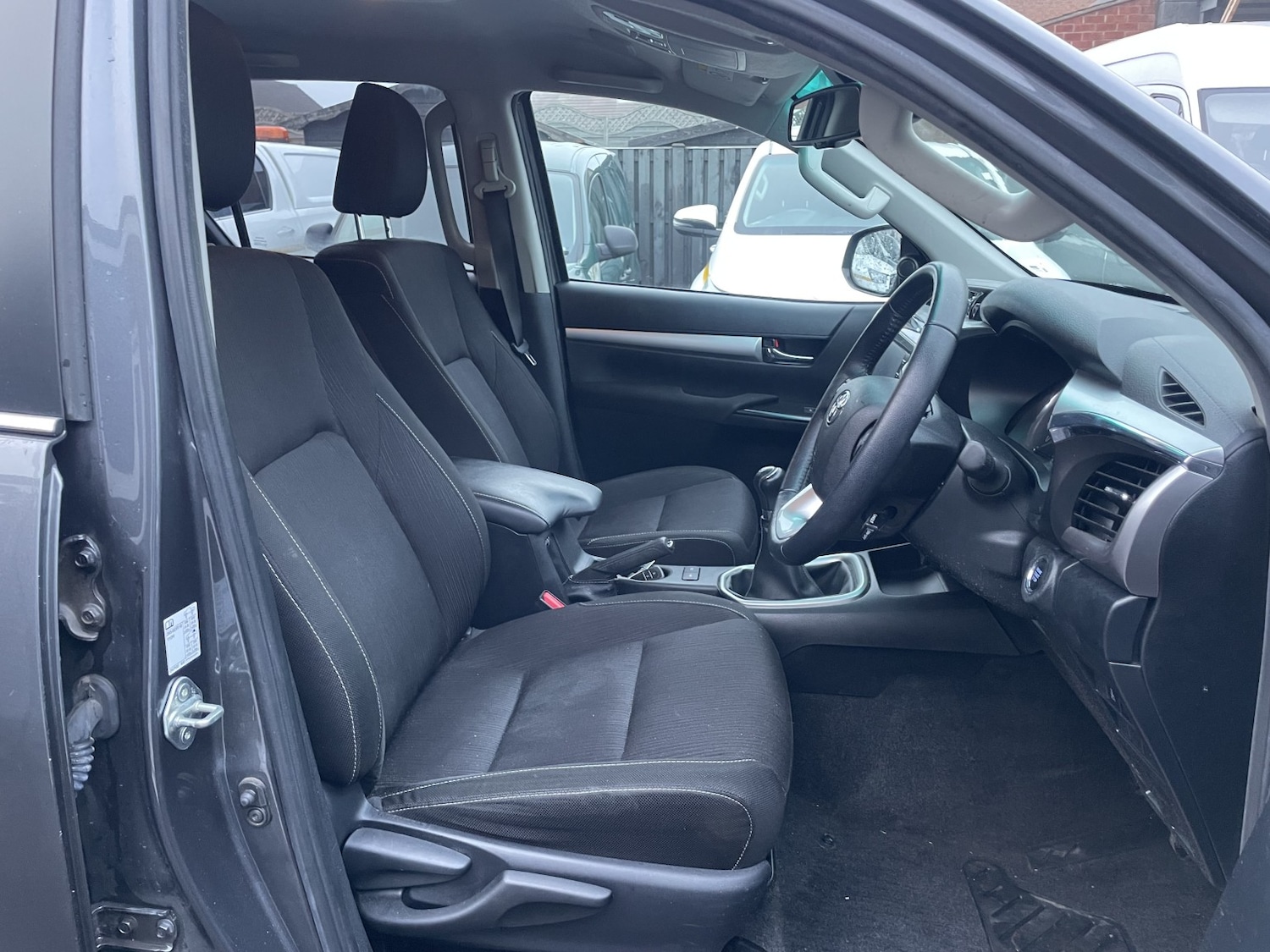 Used Toyota Hilux 2022 for sale - 77357309: Photo 7