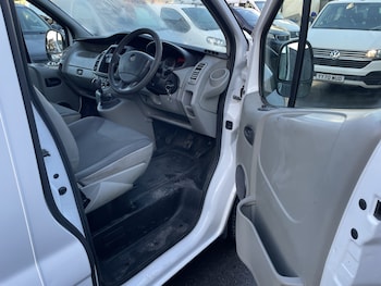 Used Vauxhall Vivaro 2014 for sale - 76784931: Photo