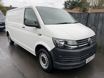 Used Volkswagen Transporter 2018 for sale - 76547900: Photo