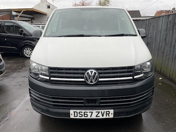 Used Volkswagen Transporter 2018 for sale - 76547900: Photo