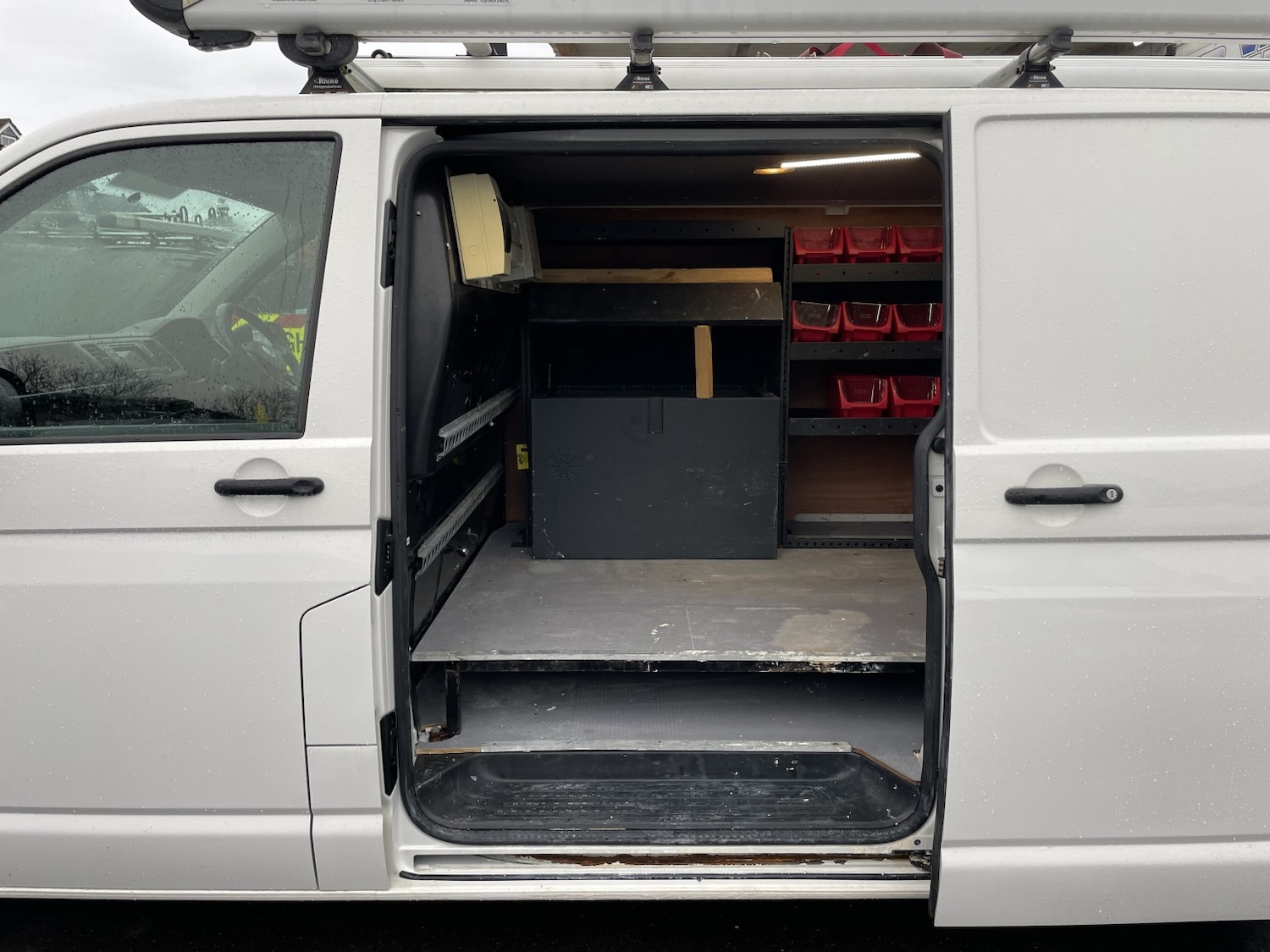 Used Volkswagen Transporter 2017 for sale - 76957218: Photo 13