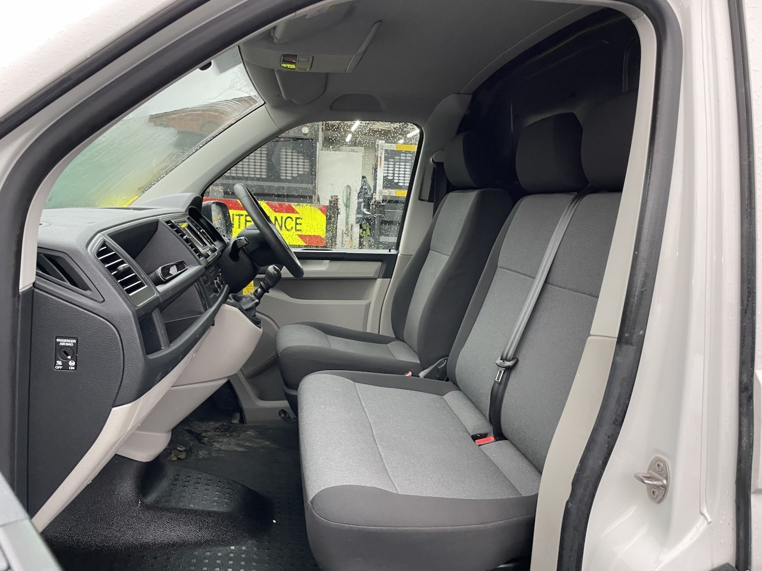 Used Volkswagen Transporter 2017 for sale - 76957218: Photo 15