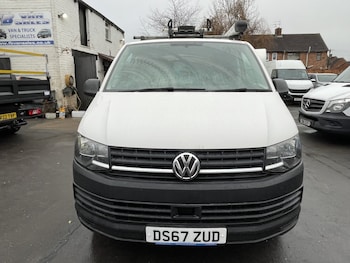 Used Volkswagen Transporter 2017 for sale - 76957218: Photo