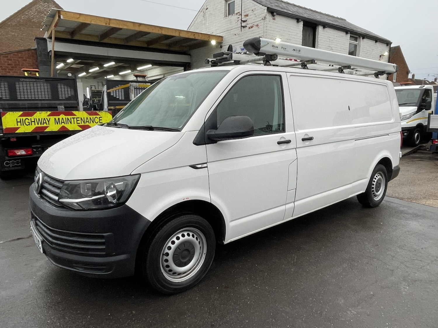 Used Volkswagen Transporter 2017 for sale - 76957218: Photo 4