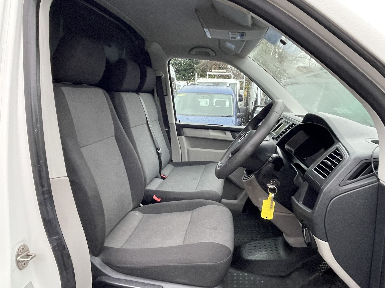 Used Volkswagen Transporter 2017 for sale - 76957218: Photo 7