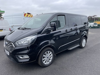 Used Ford Tourneo Custom 2018 for sale - 79246445: Photo