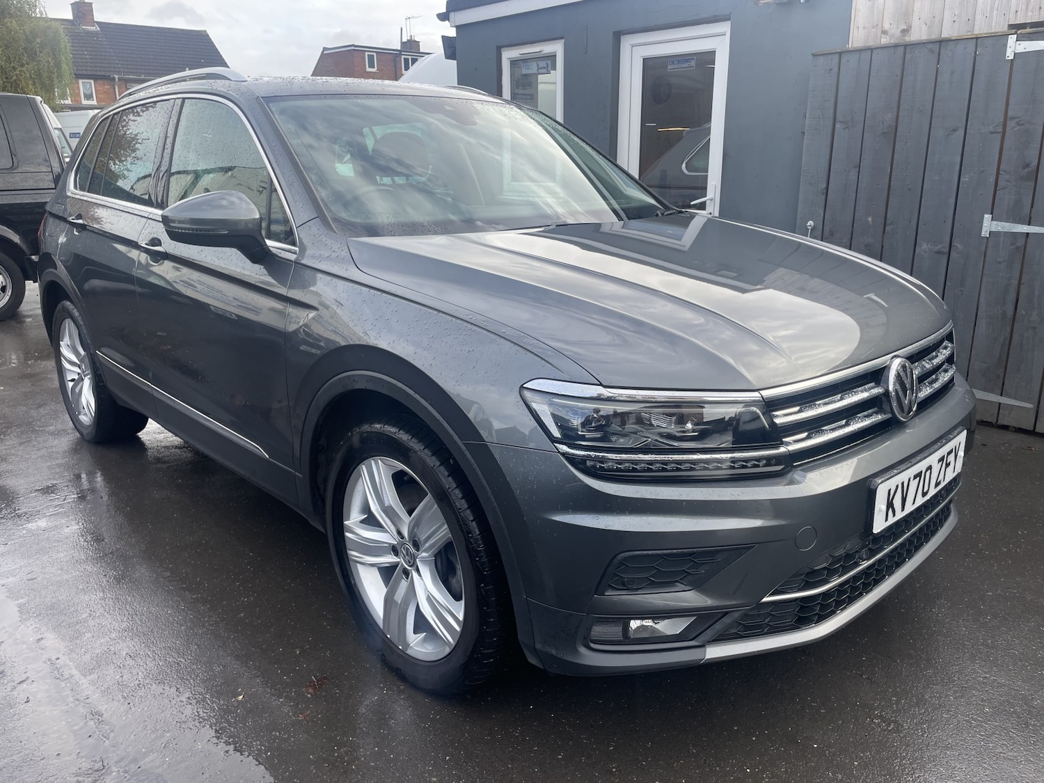Used Volkswagen Tiguan 2020 for sale - 76471180: Photo 1