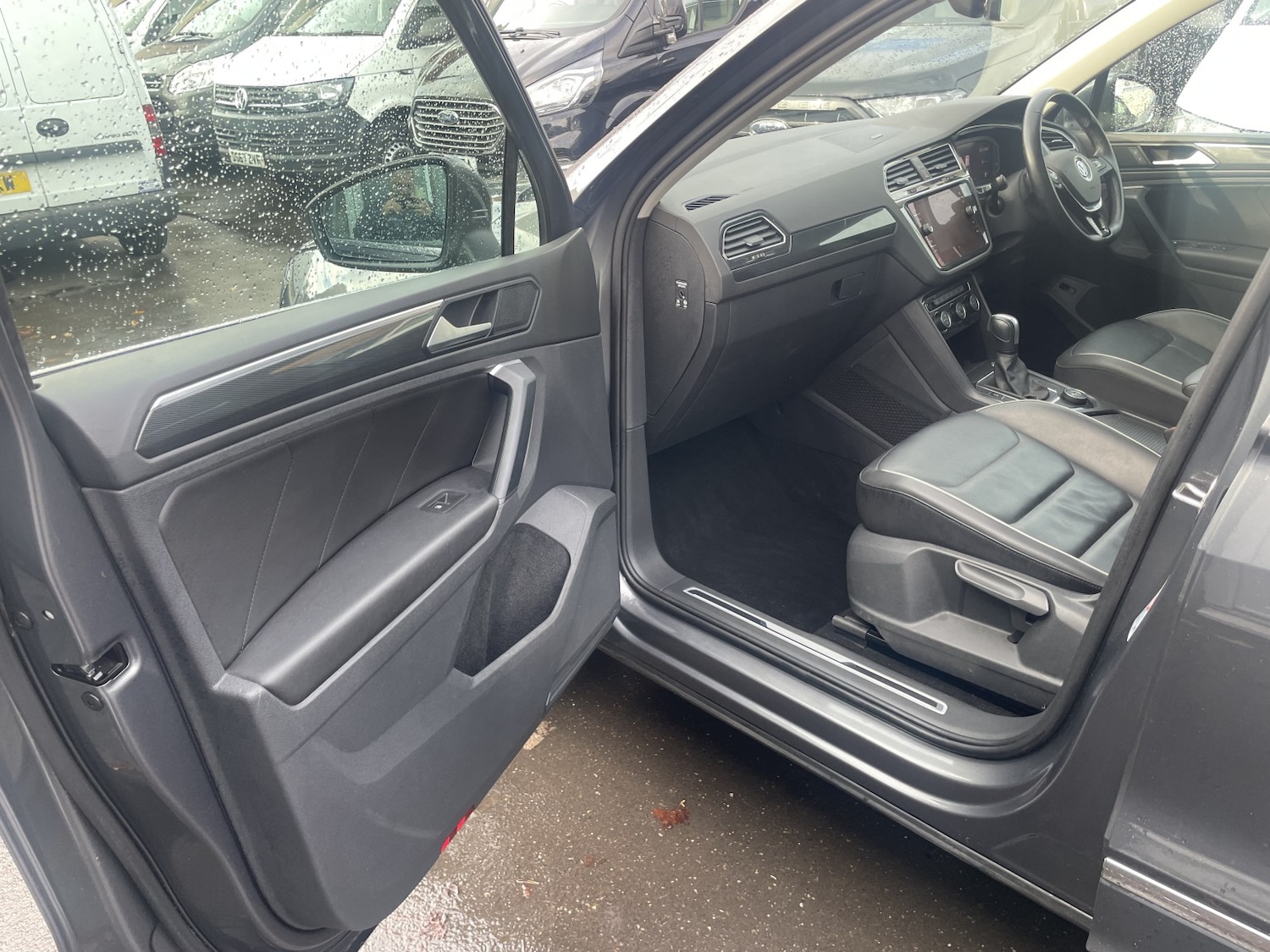 Used Volkswagen Tiguan 2020 for sale - 76471180: Photo 15