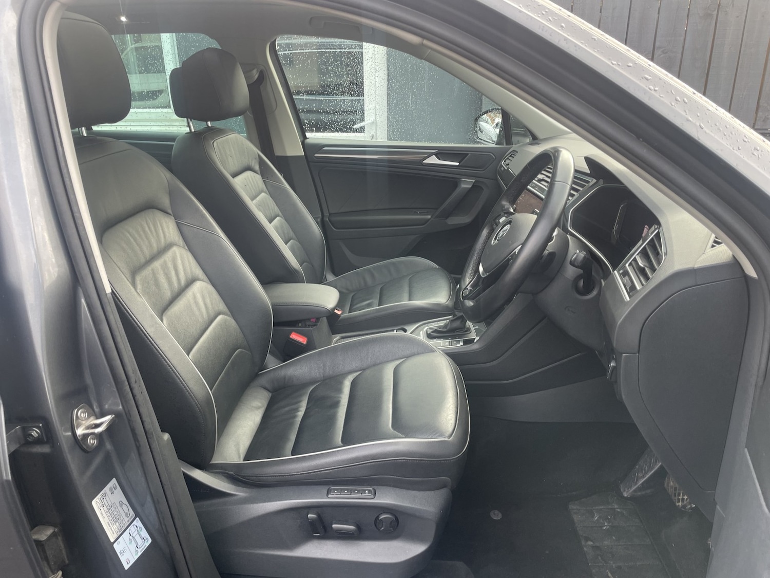 Used Volkswagen Tiguan 2020 for sale - 76471180: Photo 5