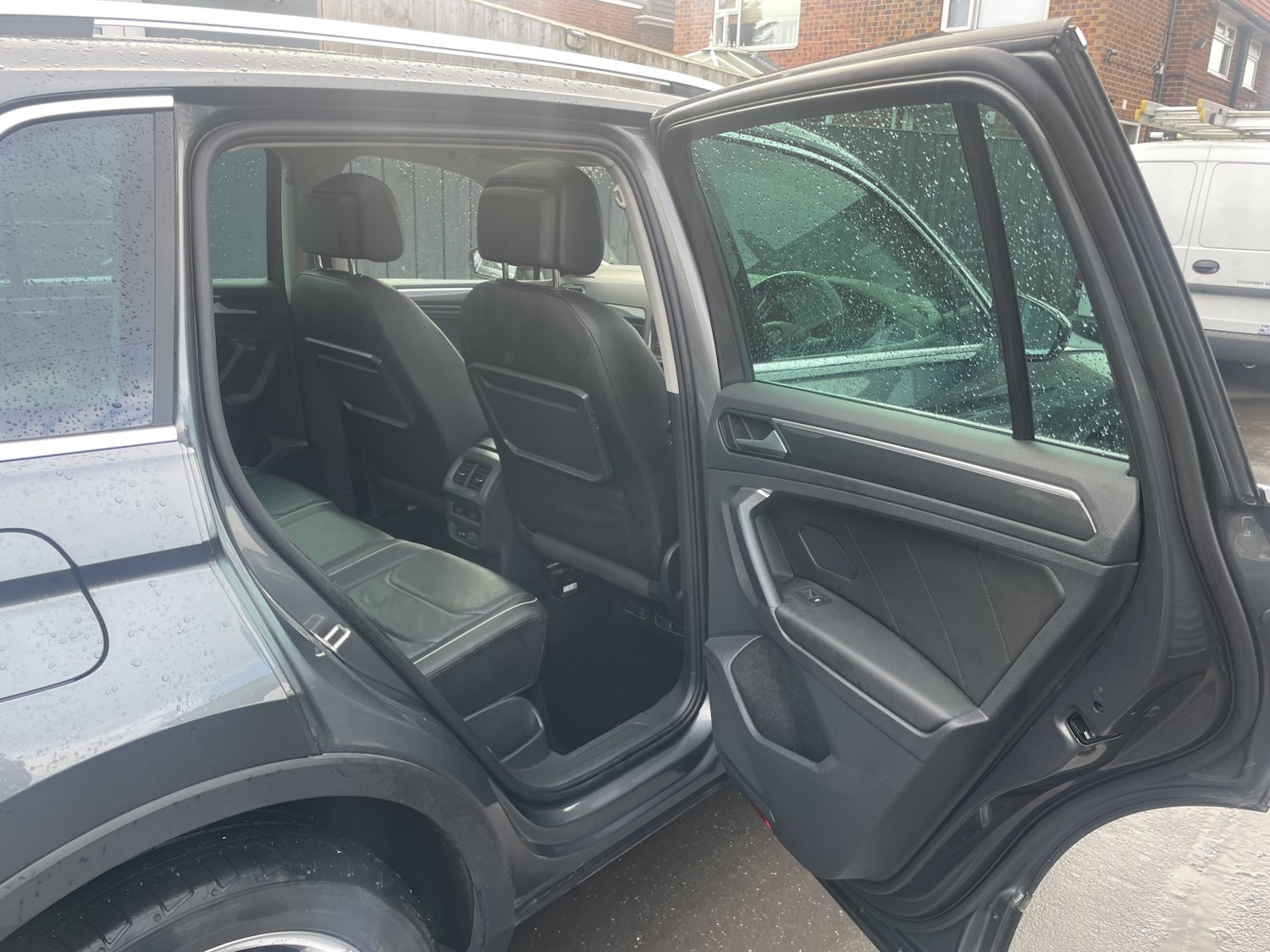 Used Volkswagen Tiguan 2020 for sale - 76471180: Photo 7