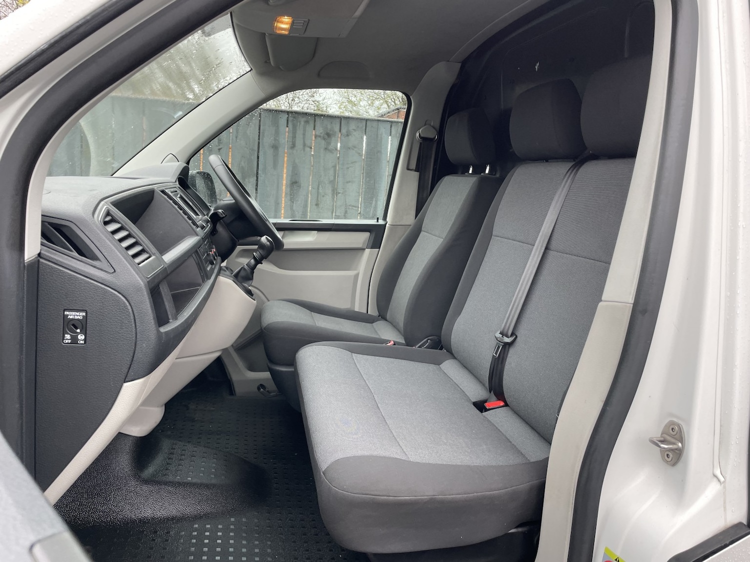 Used Volkswagen Transporter 2017 for sale - 76986789: Photo 16