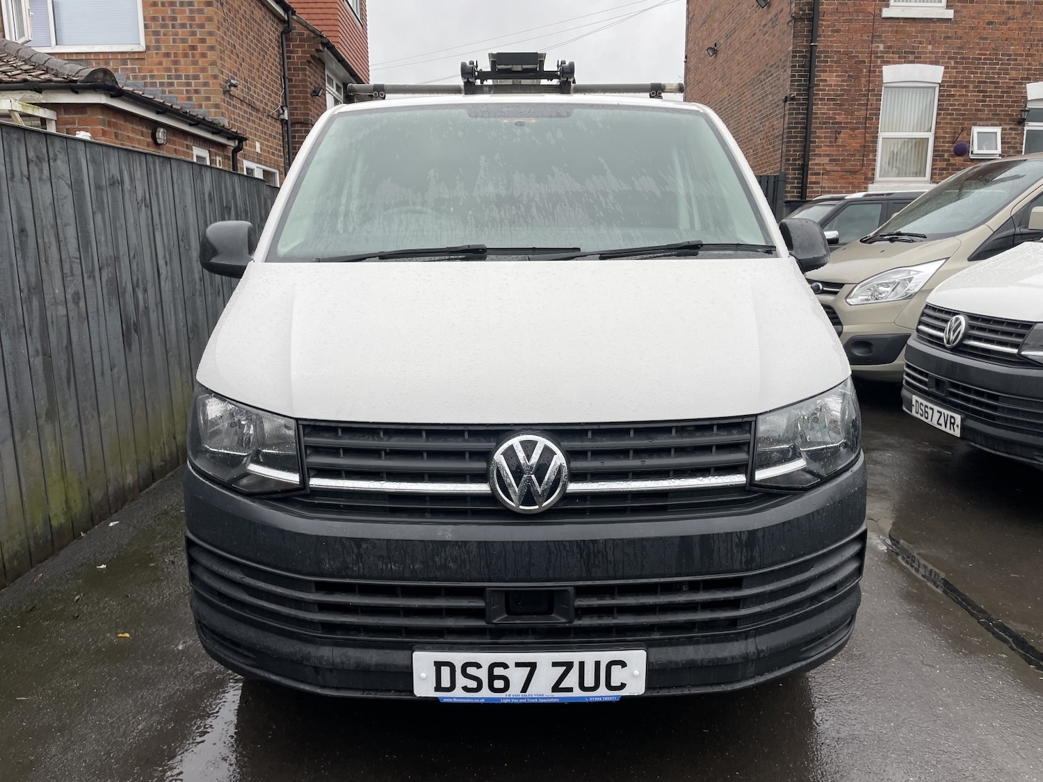 Used Volkswagen Transporter 2017 for sale - 76986789: Photo 3