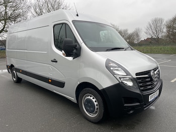 Vauxhall Movano feature image