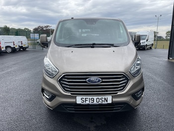 Used Ford Tourneo Custom 2019 for sale - 79424174: Photo