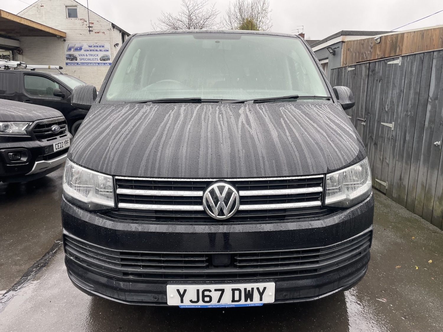 Used Volkswagen Transporter Shuttle 2017 for sale - 77465069: Photo 3