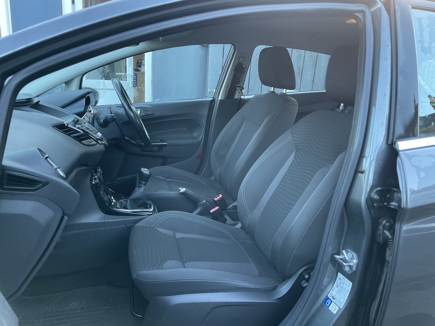 Used Ford Fiesta 2017 for sale - 77073073: Photo 13