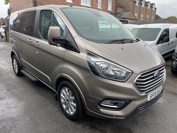 Used Ford Tourneo Custom 2019 for sale - 79424066: Photo