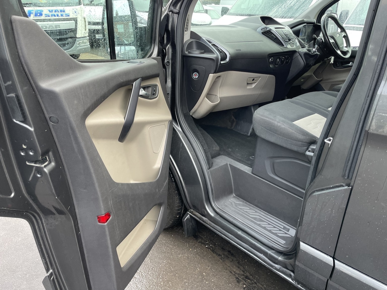 Used Ford Tourneo Custom 2018 for sale - 76334842: Photo 16