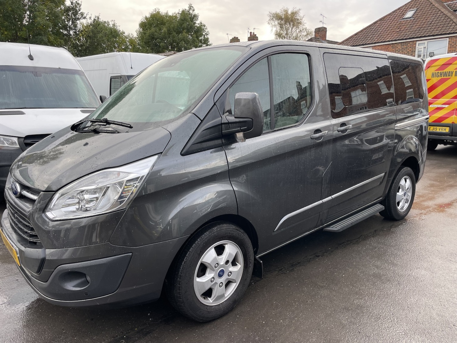 Used Ford Tourneo Custom 2018 for sale - 76334842: Photo 3