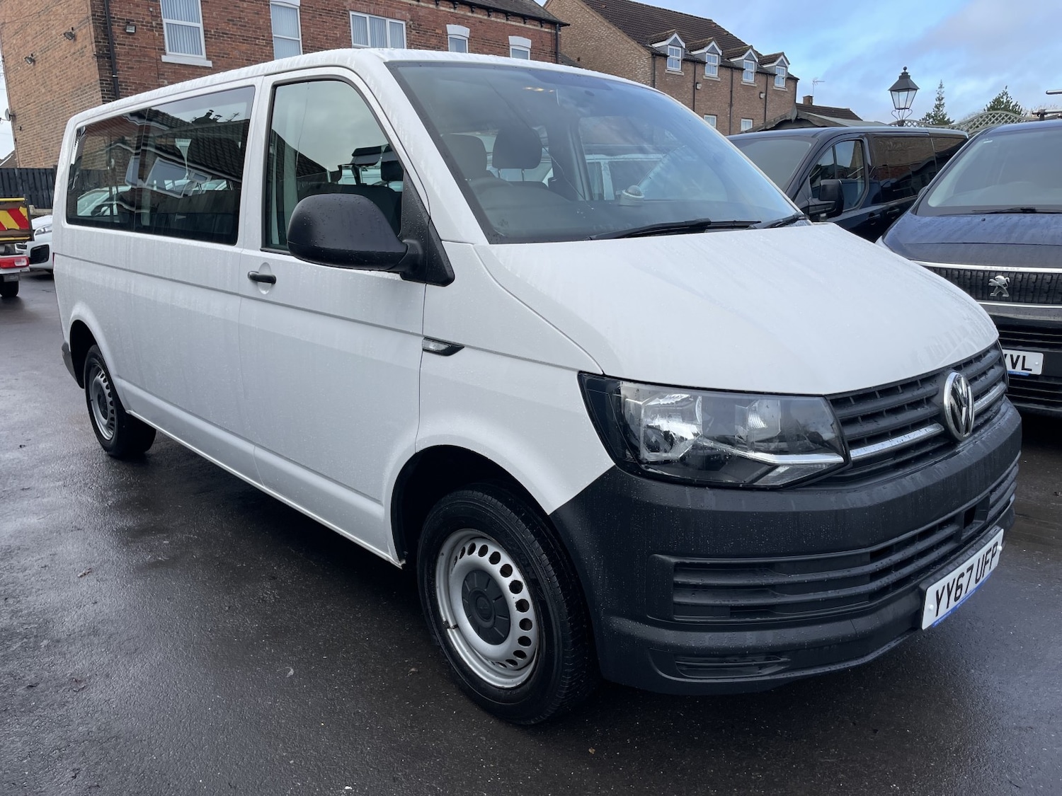 Used Volkswagen Transporter 2017 for sale - 76836956: Photo 1