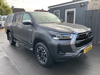 Toyota - Hilux