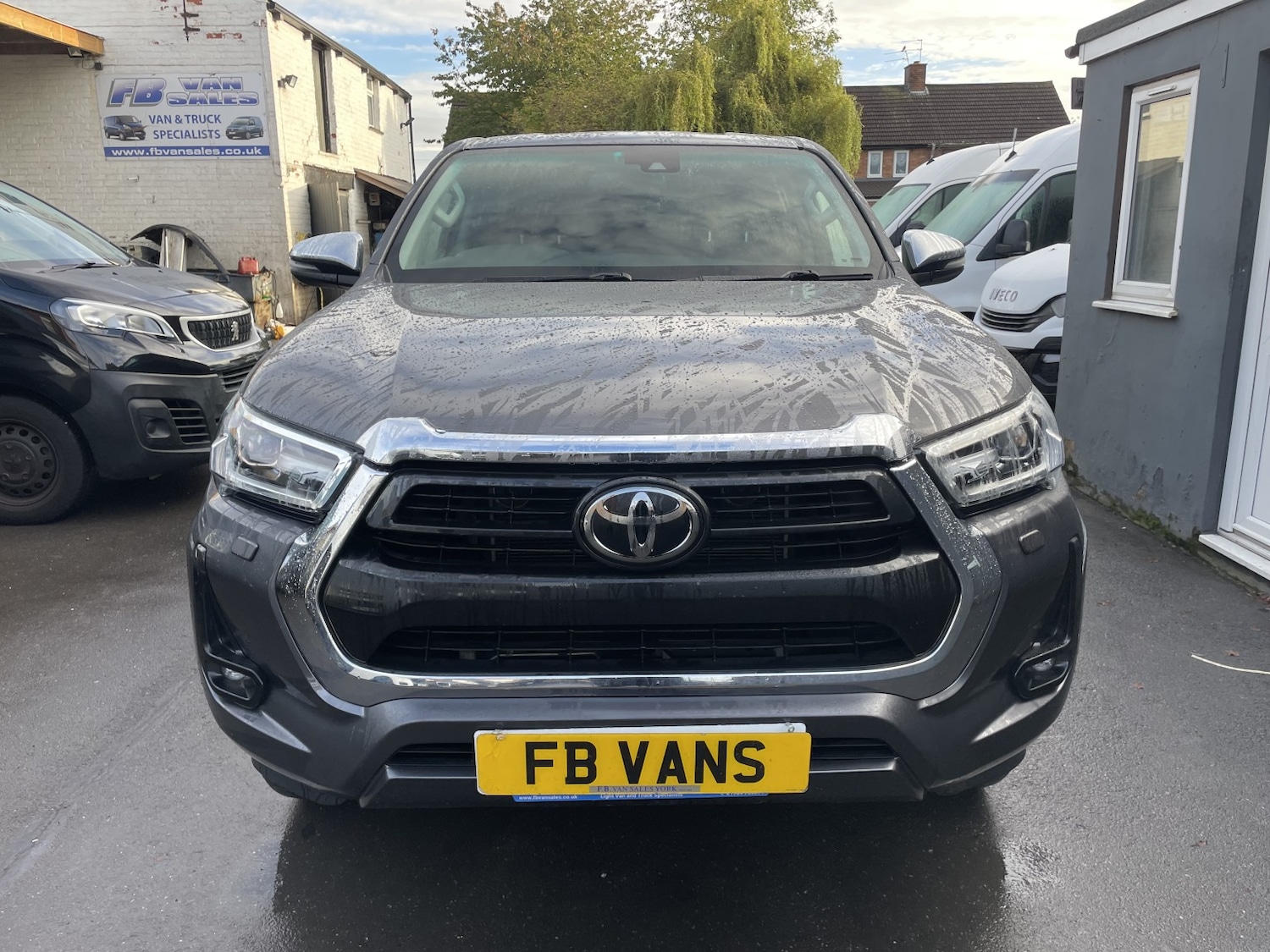 Used Toyota Hilux 2022 for sale - 76329756: Photo 2