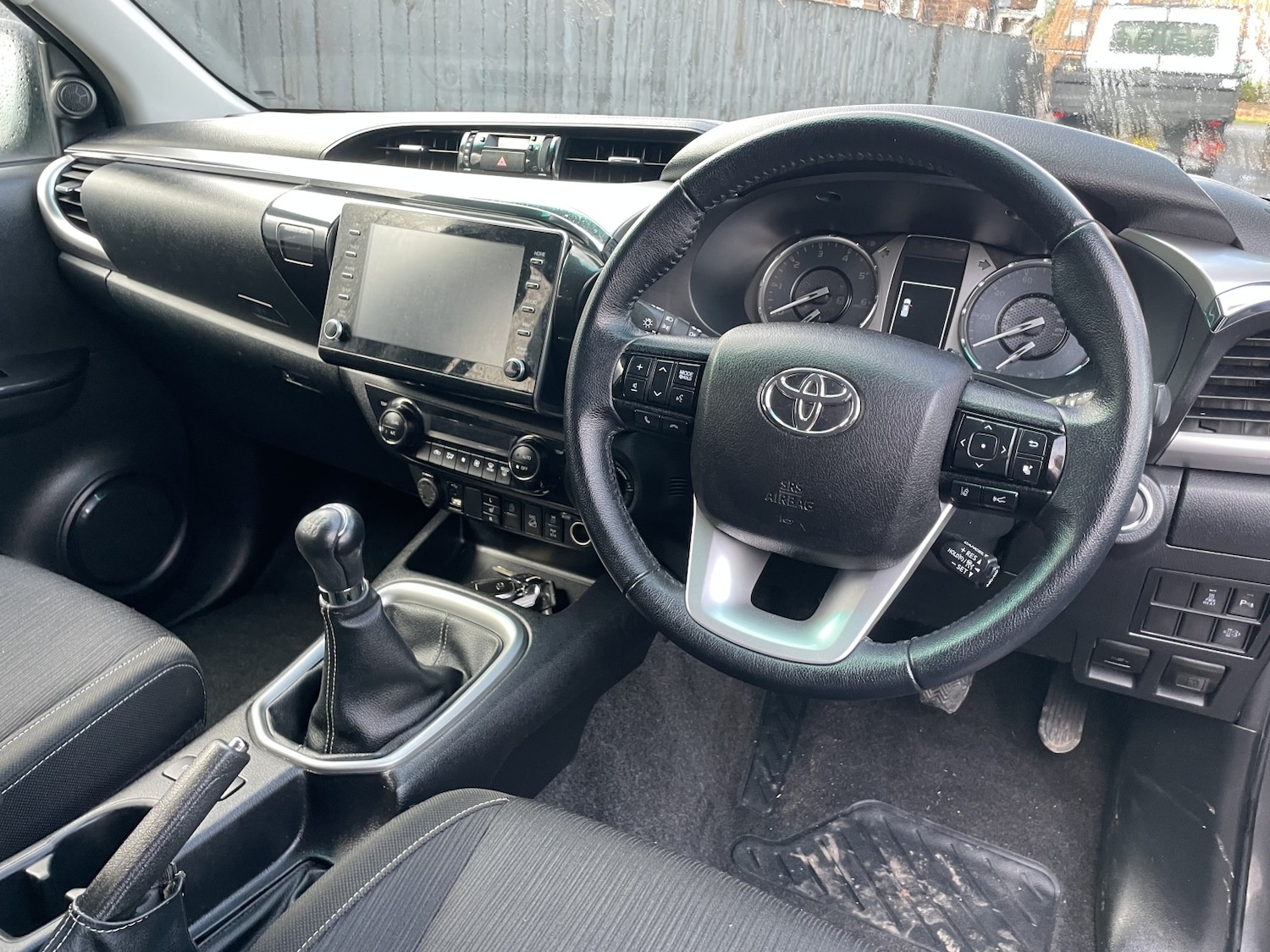 Used Toyota Hilux 2022 for sale - 76329756: Photo 4