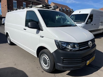 Used Volkswagen Transporter 2018 for sale - 75898342: Photo