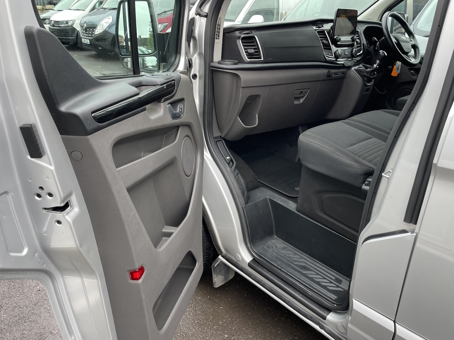 Used Ford Transit Custom 2023 for sale - 76430998: Photo 14