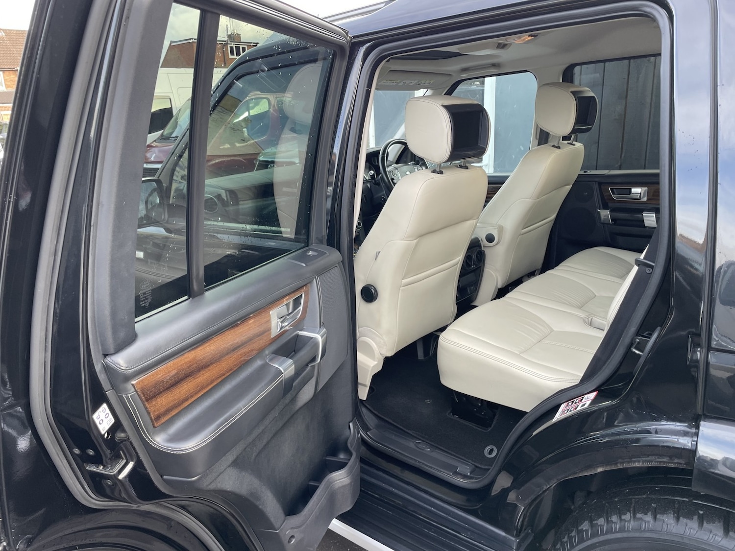 Used Land Rover Discovery 2012 for sale - 76412236: Photo 15