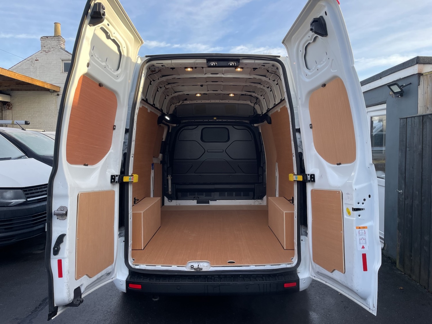 Used Ford Transit Custom 2021 for sale - 76935337: Photo 11