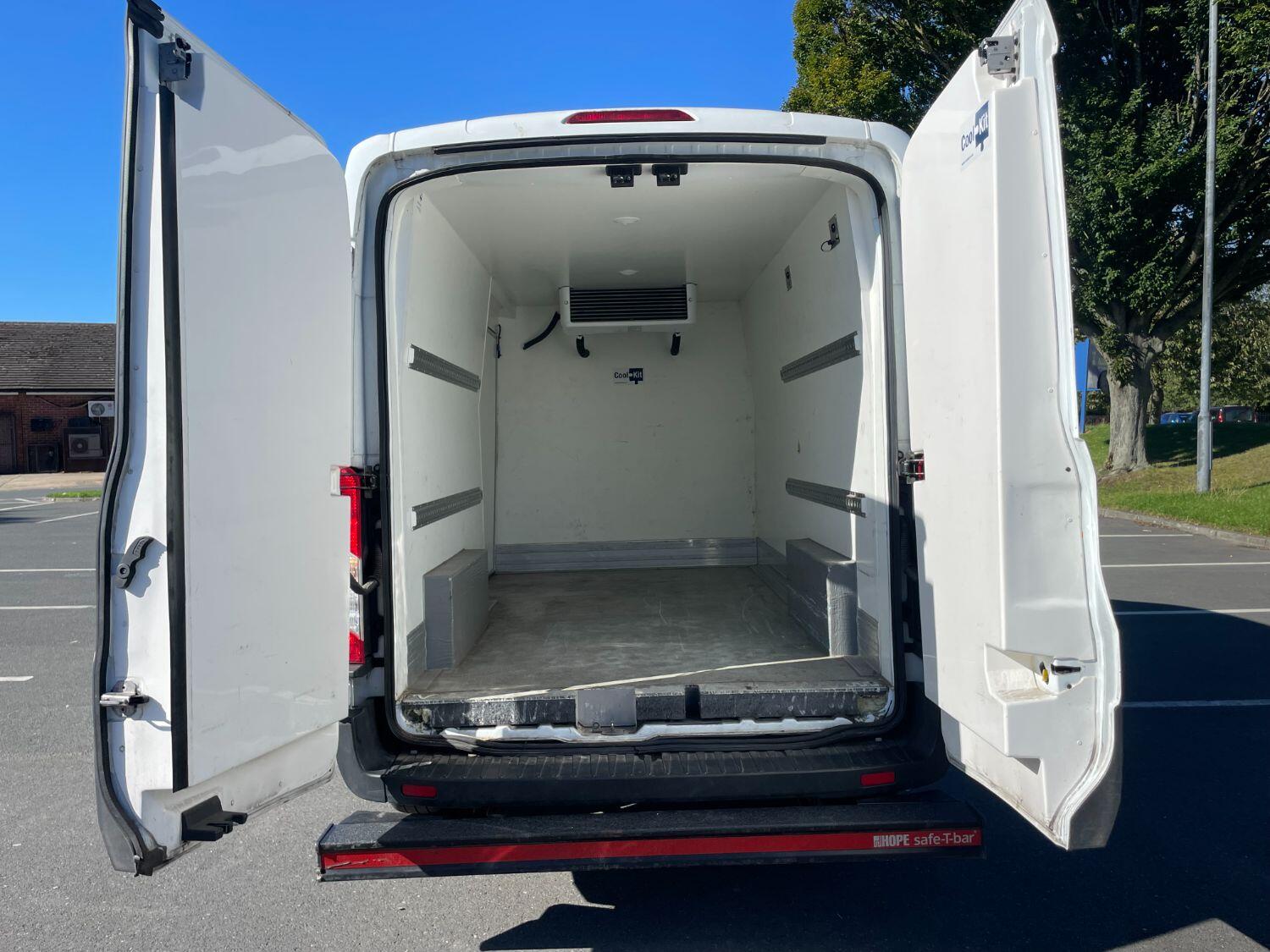 Used Ford Transit 2023 for sale - 77656400: Photo 8