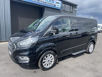 Used Ford Tourneo Custom 2018 for sale - 79672772: Photo