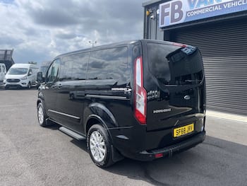 Used Ford Tourneo Custom 2018 for sale - 79672772: Photo