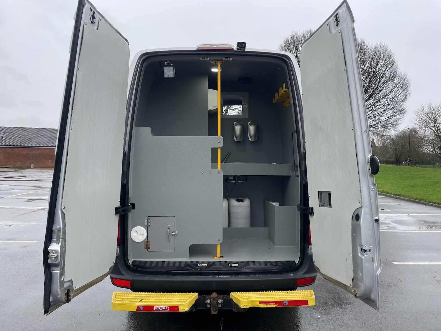 Used Mercedes-Benz Sprinter 2017 for sale - 77548336: Photo 18