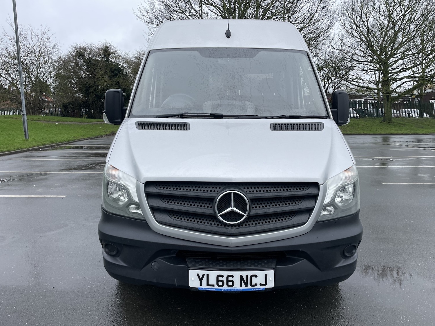 Used Mercedes-Benz Sprinter 2017 for sale - 77548336: Photo 3