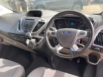 Used Ford Tourneo Custom 2018 for sale - 75529887: Photo