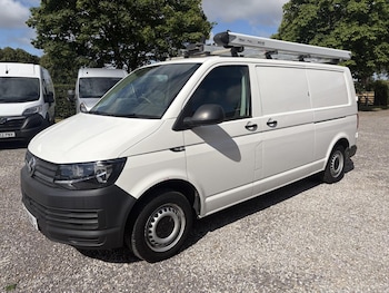 Used Volkswagen Transporter 2018 for sale - 79168098: Photo