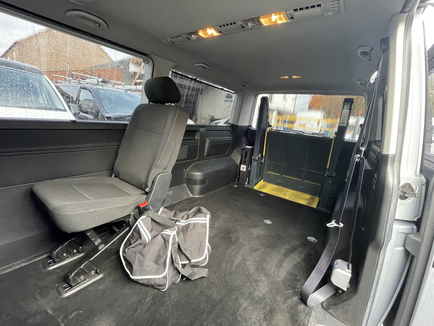 Used Volkswagen Transporter 2018 for sale - 76521139: Photo 18