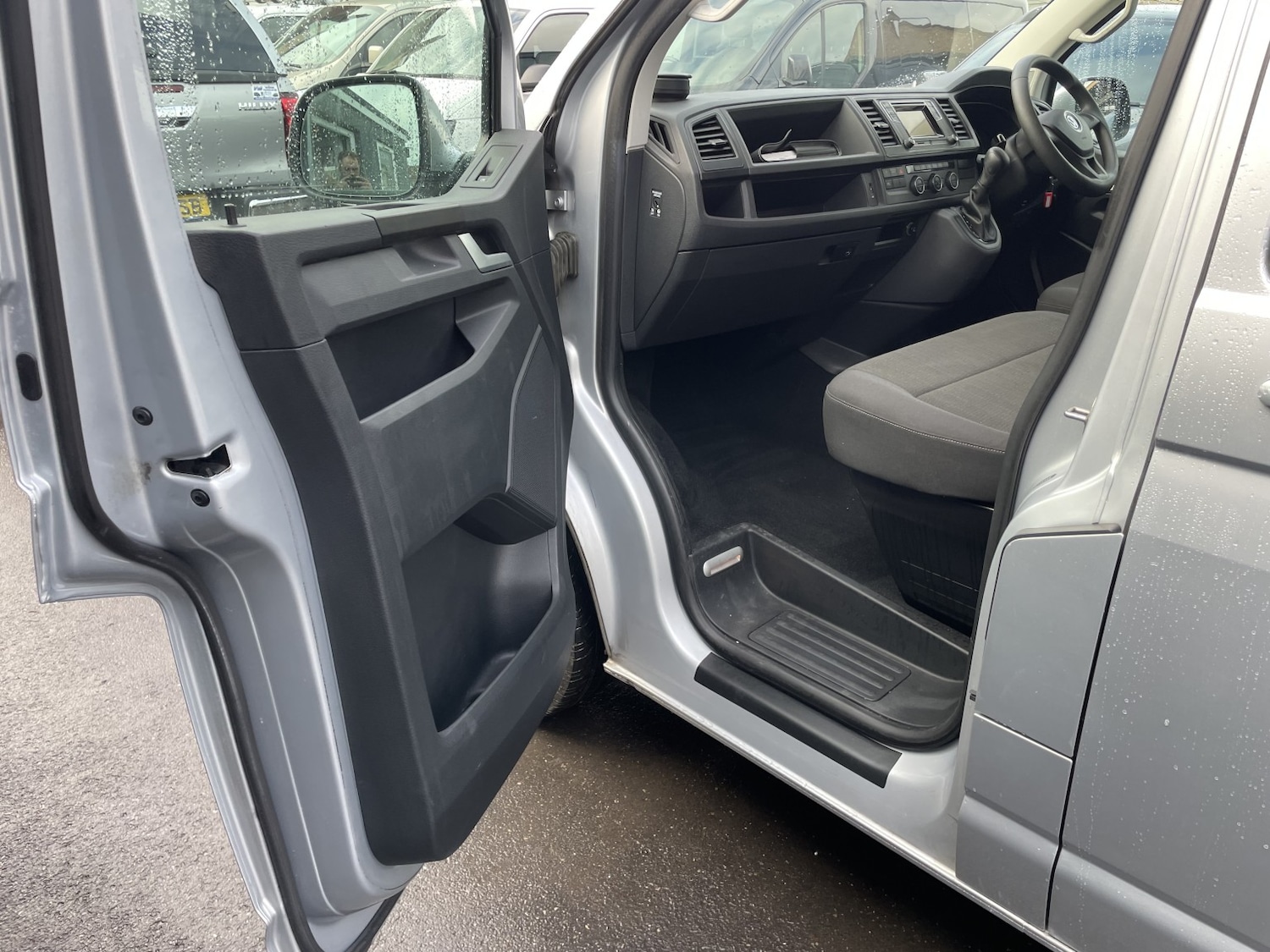 Used Volkswagen Transporter 2018 for sale - 76521139: Photo 19