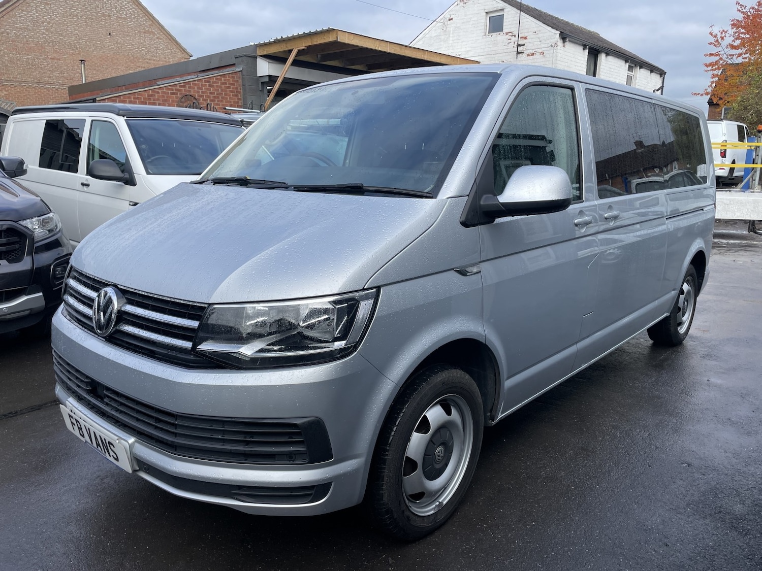 Used Volkswagen Transporter 2018 for sale - 76521139: Photo 4