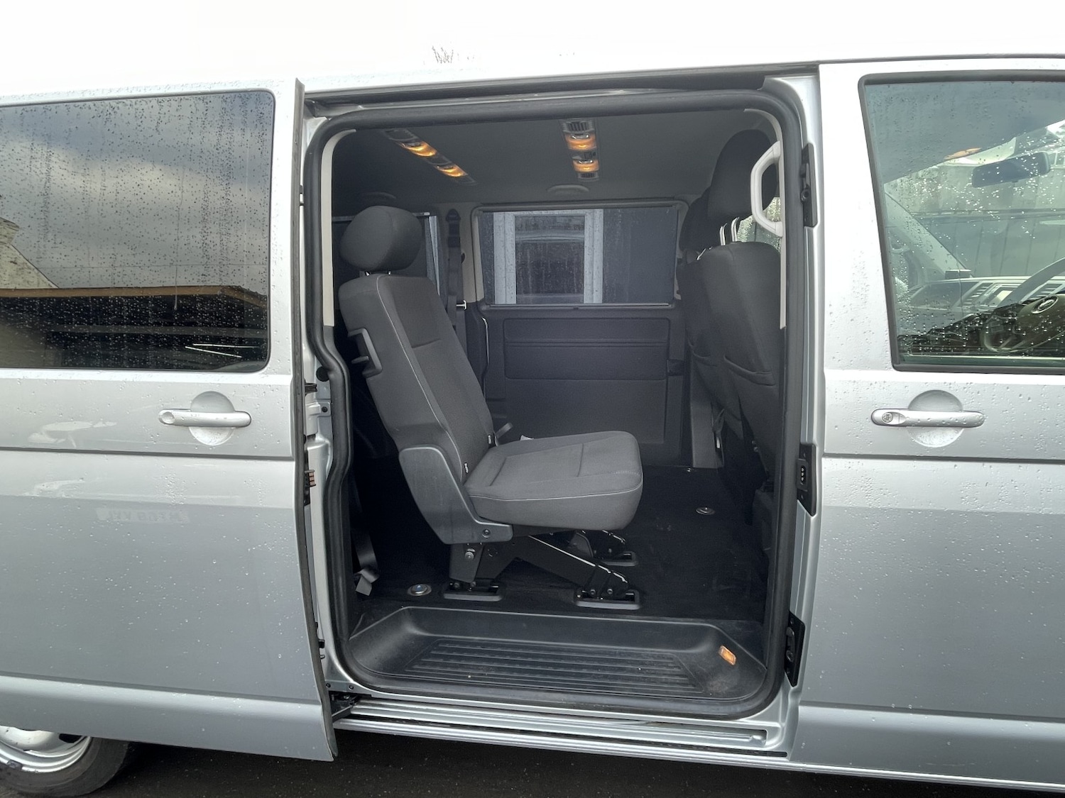 Used Volkswagen Transporter 2018 for sale - 76521139: Photo 8