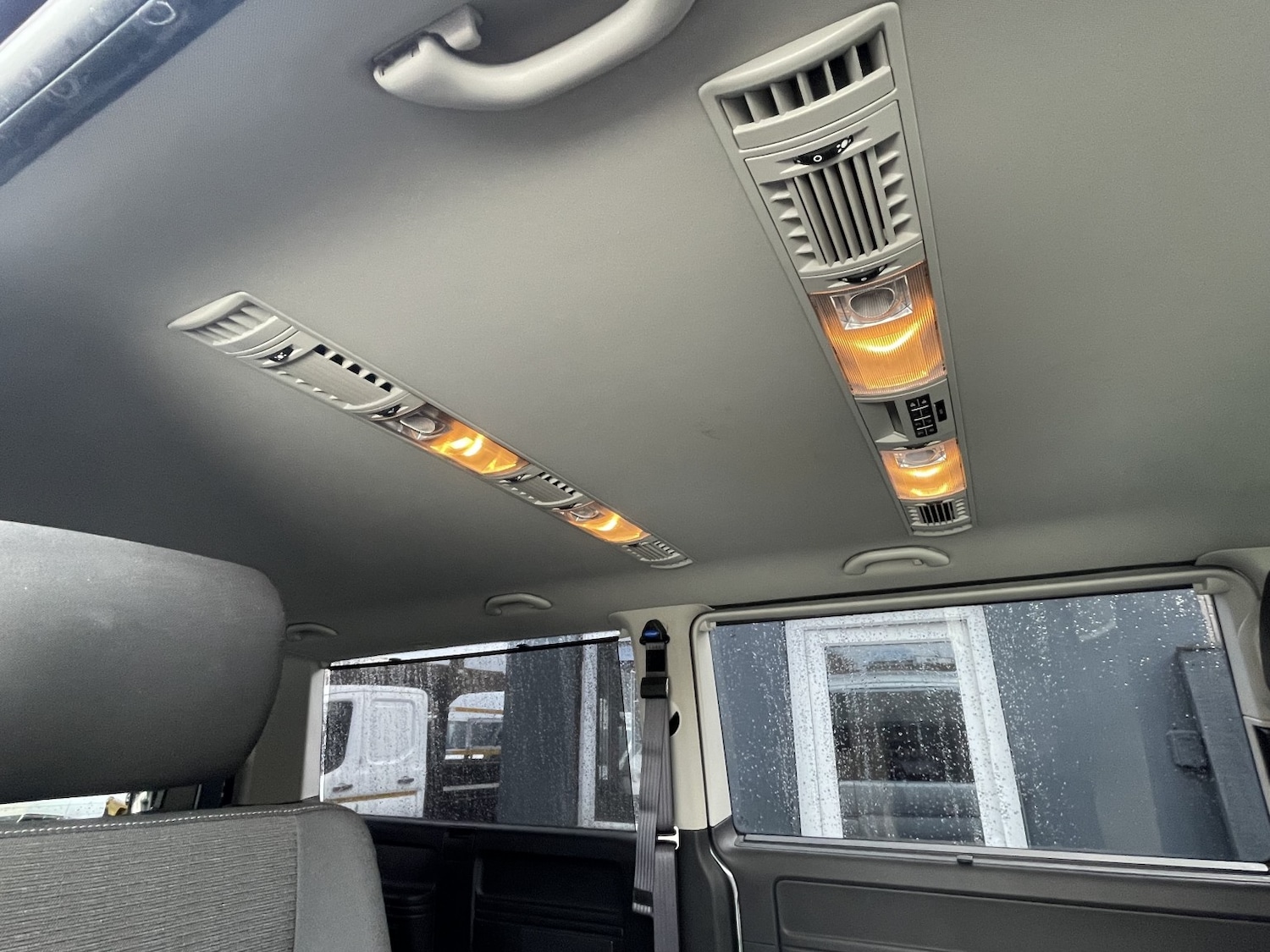 Used Volkswagen Transporter 2018 for sale - 76521139: Photo 9